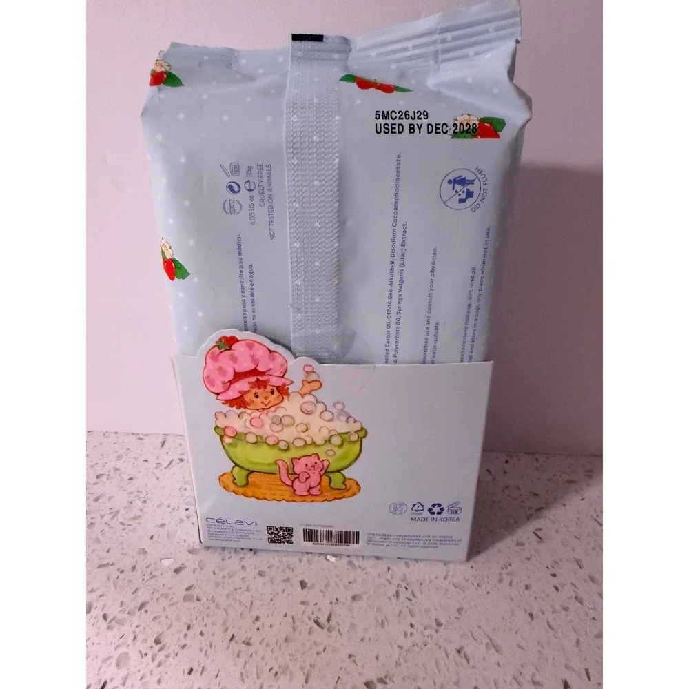 Celavi Strawberry Shortcake Makeup Remover Cleansing Tissues 60ct Micellar Wipes